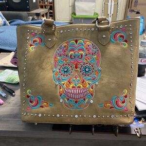 Montana West Sugar Skull